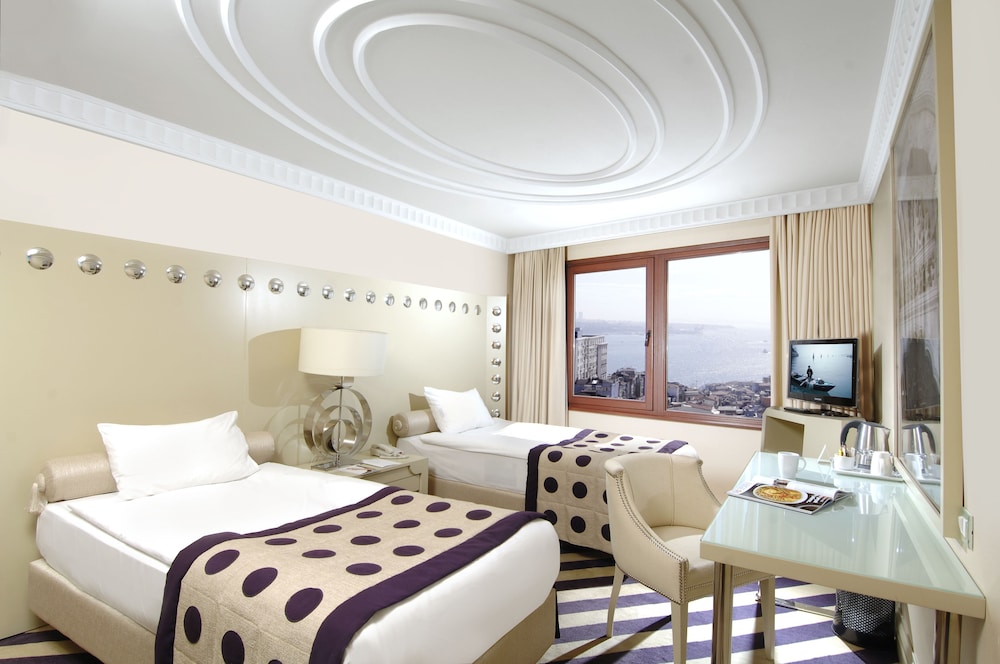Taxim Hill Hotel 12/53