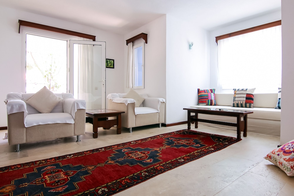 Marphe Hotel Suite and Villas 21/51