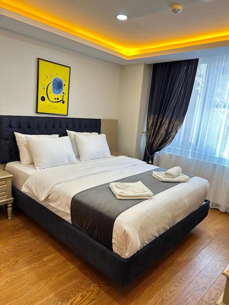 Hotel Next2 22/65