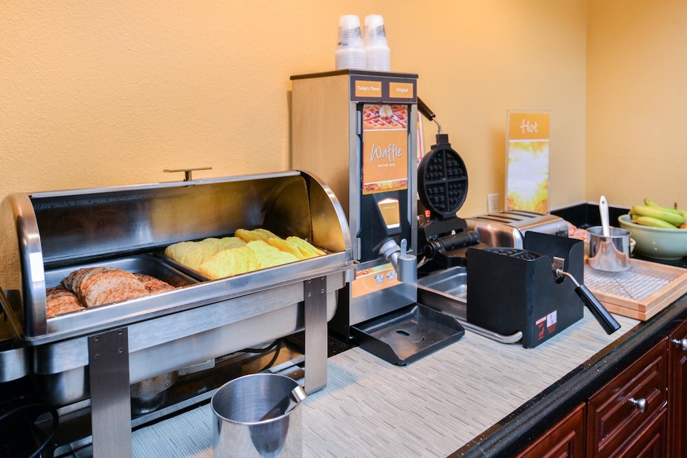 Quality Inn Bolingbrook I-55 33/47