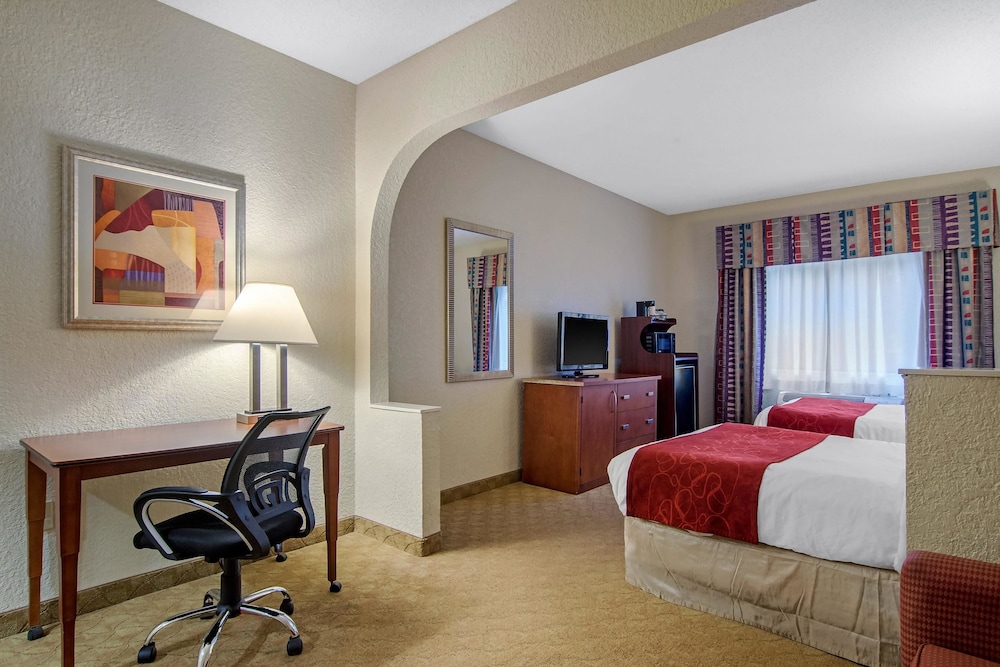 Spark by Hilton Duluth 13/43