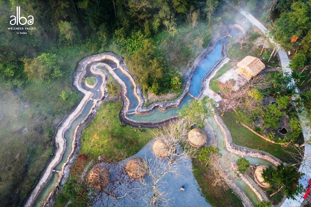 Alba Thanh Tan Hot Springs Resort 38/51
