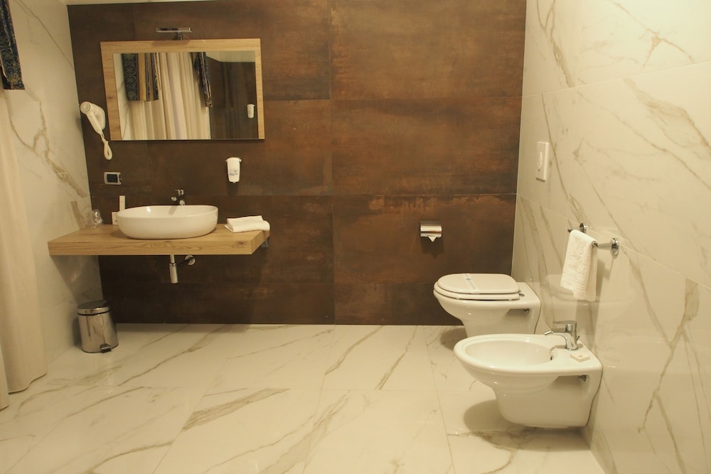 Bel Sito Hotel Le Due Torri 40/47