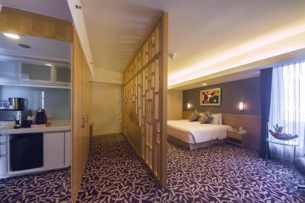 The Everly Putrajaya 30/65