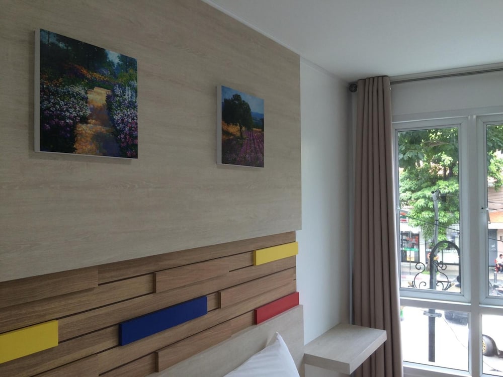 Zen Rooms Silom Soi 17 45/62