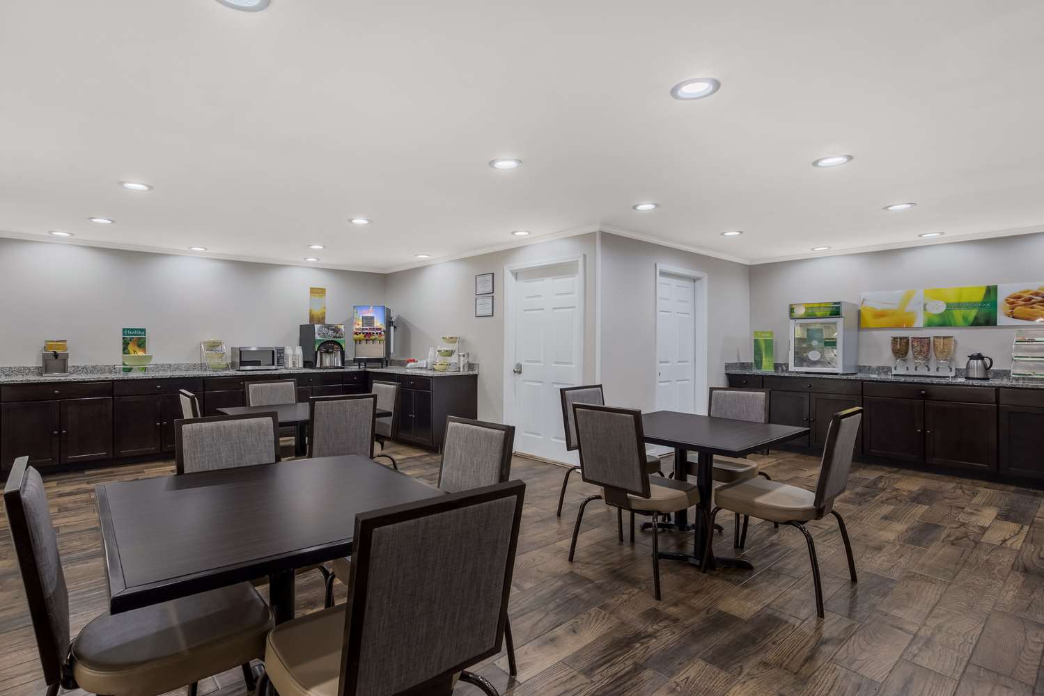 Quality Inn Moultrie GA 24/26