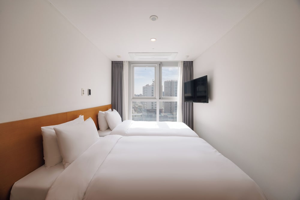 Hotel Kenny Gijang 18/43