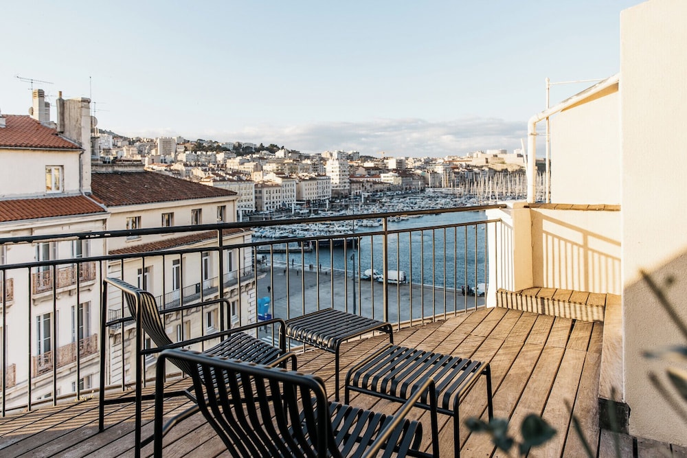 New Hotel Le Quai Vieux Port 54/69