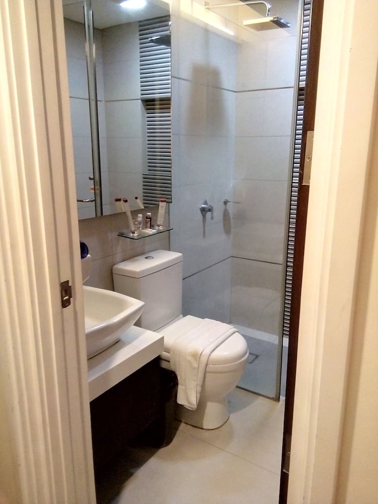 Ciudad Fernandina Hotel 66/69