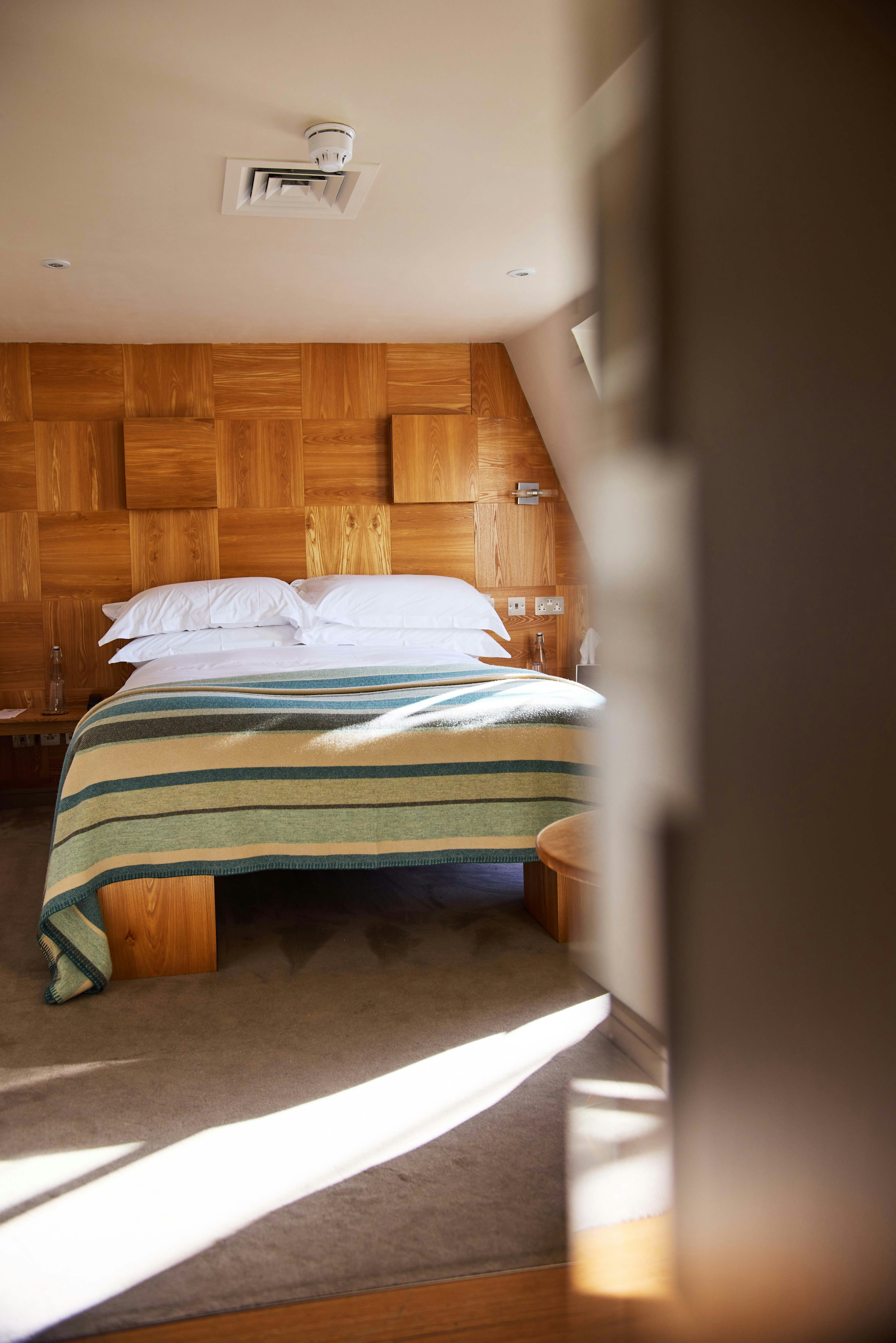 Drakes Hotel Brighton 23/30
