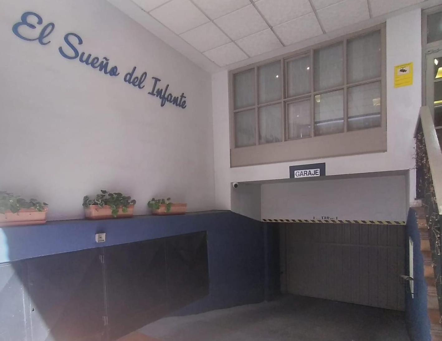 Infante Hotel 4/55