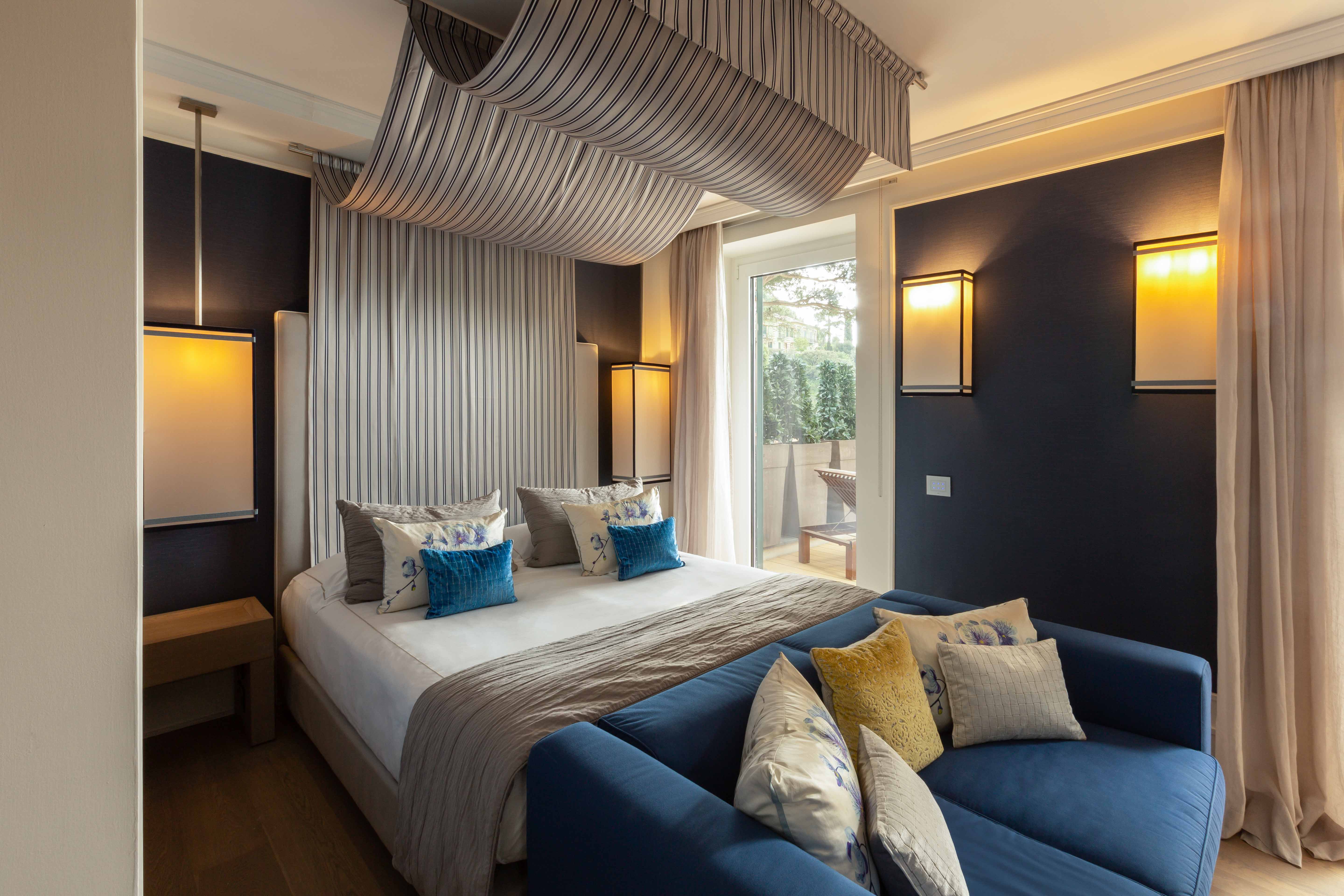 Deluxe, Double Bed