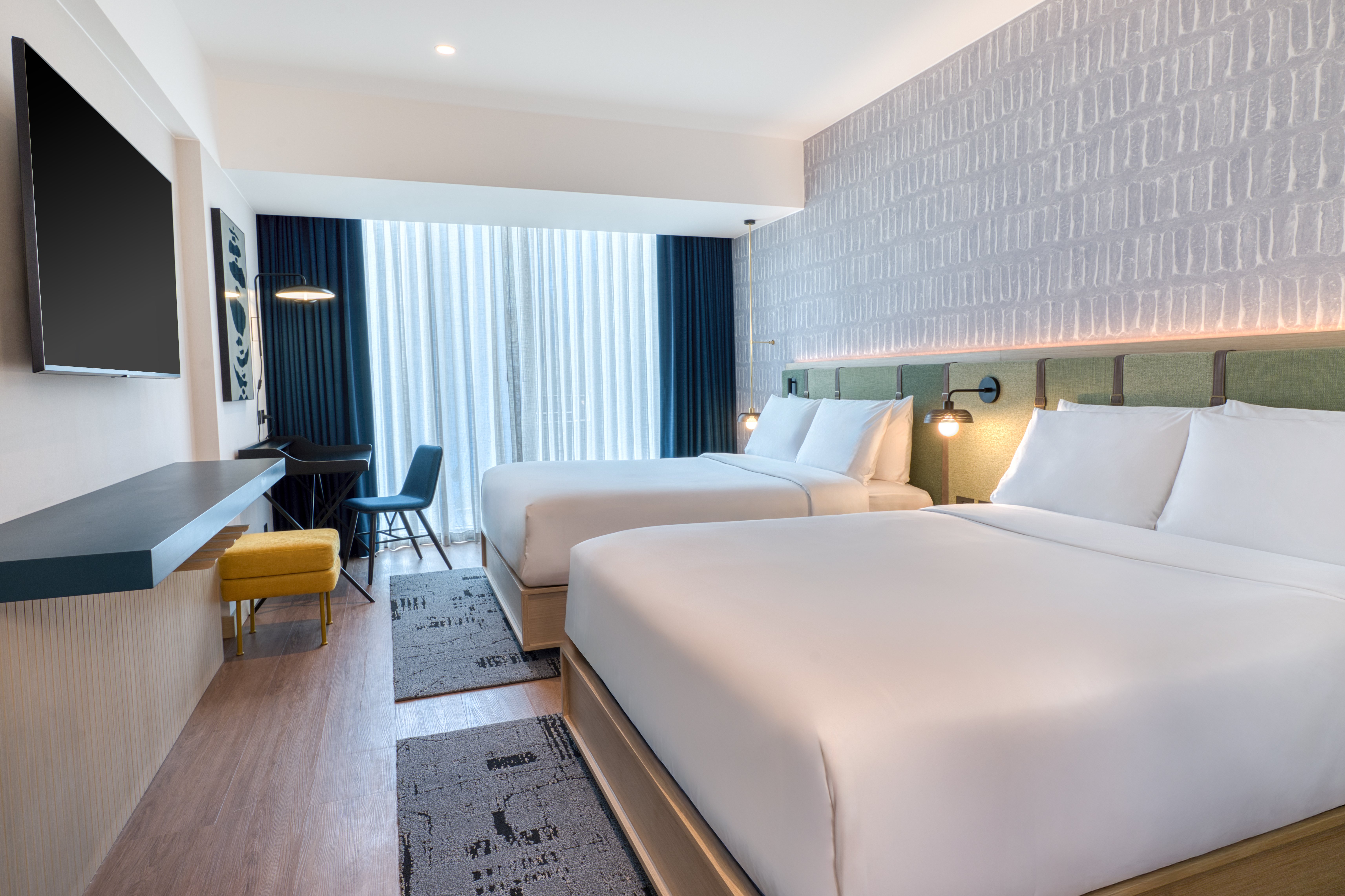 Standard, 2 Queen Beds, High Floor