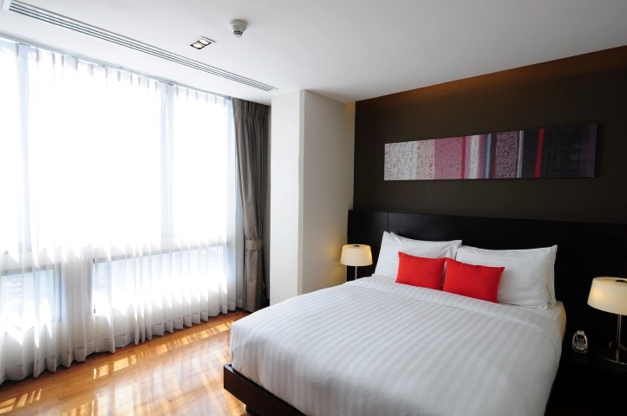 3 Bedroom Penthouse with Balcony