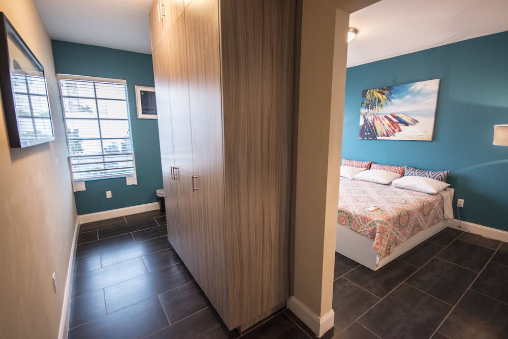 Beds N' Drinks Hostel 22/66