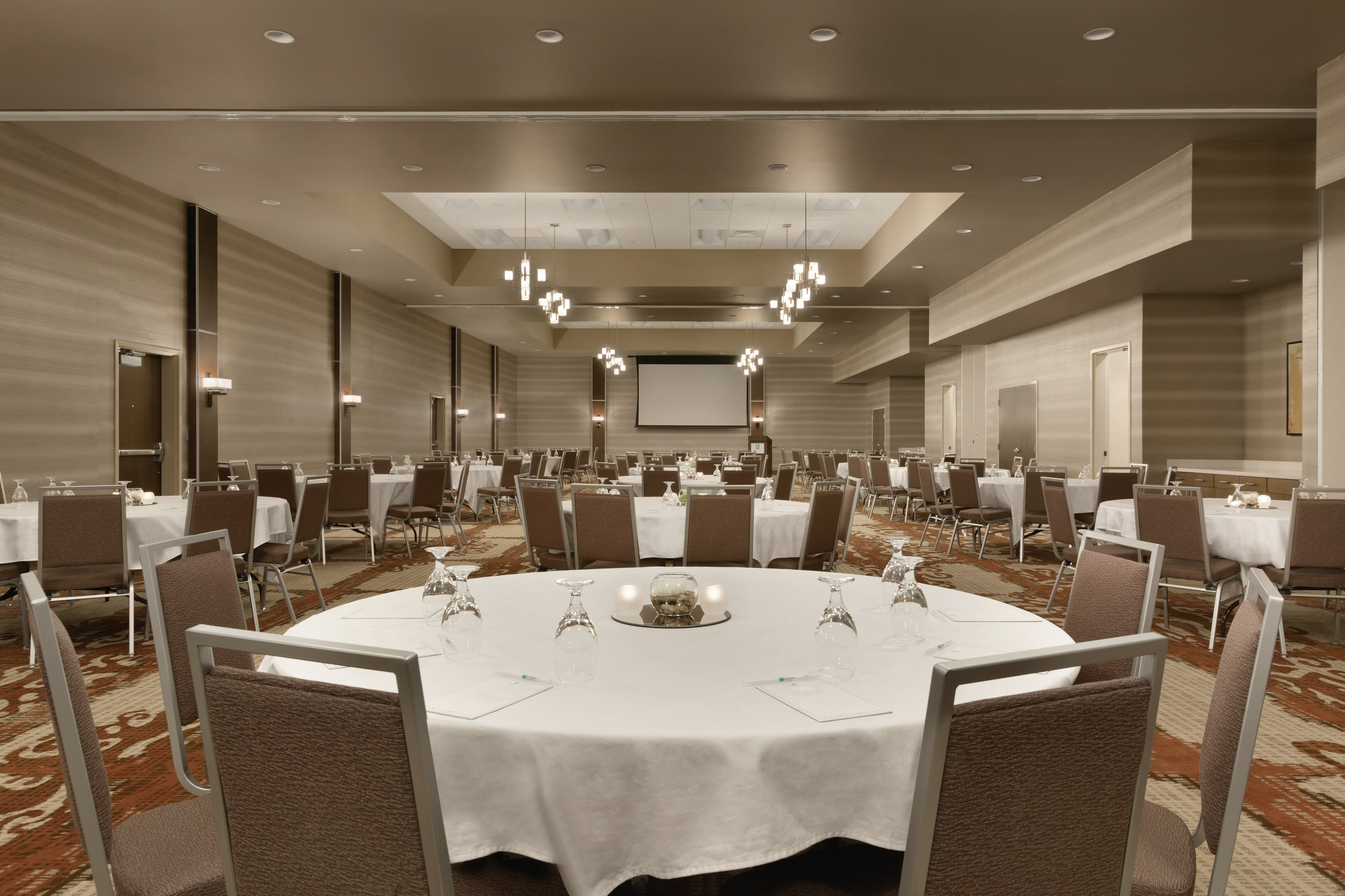 Embassy Suites Akron-Canton Airport 34/58