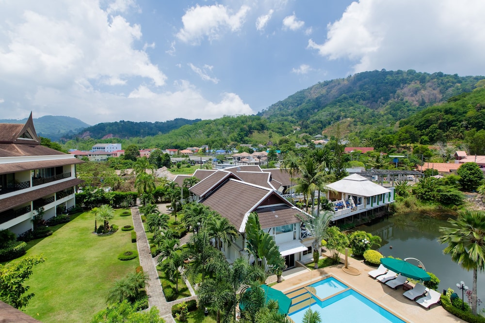 Serenity Lakeside Resort 63/69