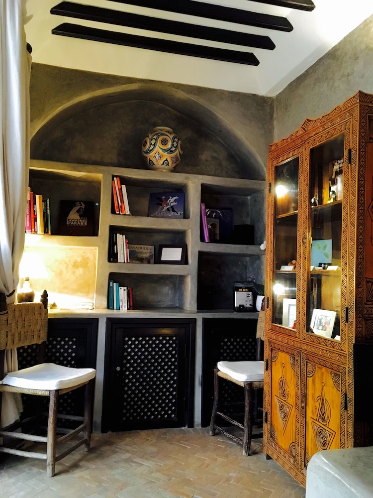 Riad Tawargit 5/50