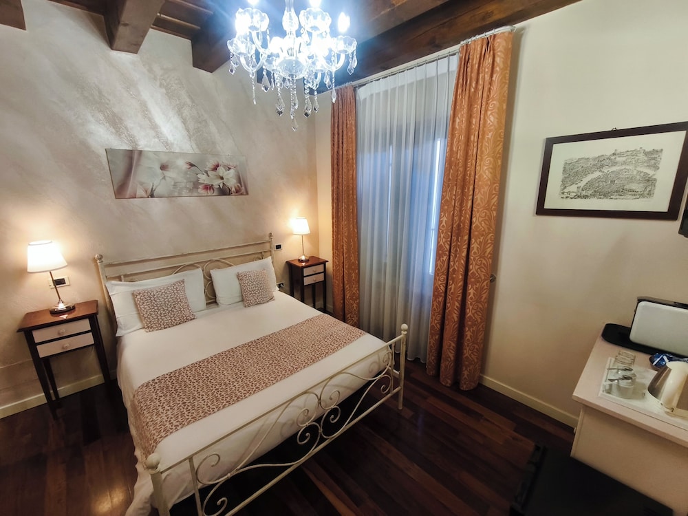 Relais A Ponte Pietra 19/50