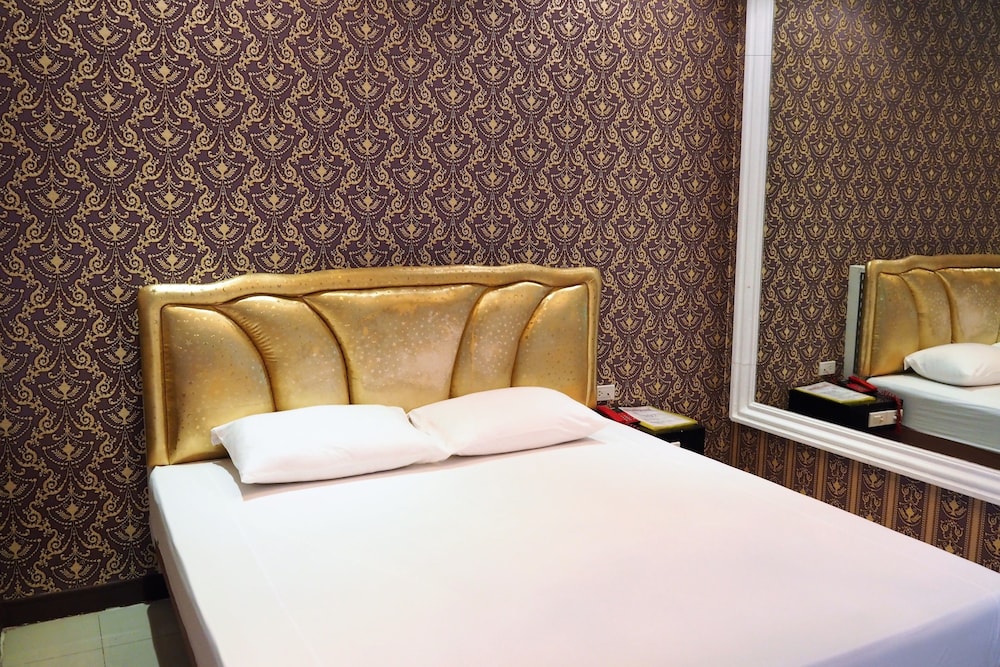 Honey Inn Hotel 21/50