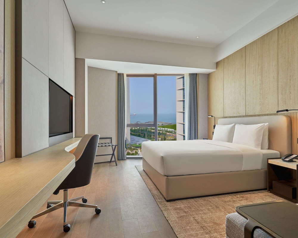 Hyatt Place Yantai Development Zone 9/37