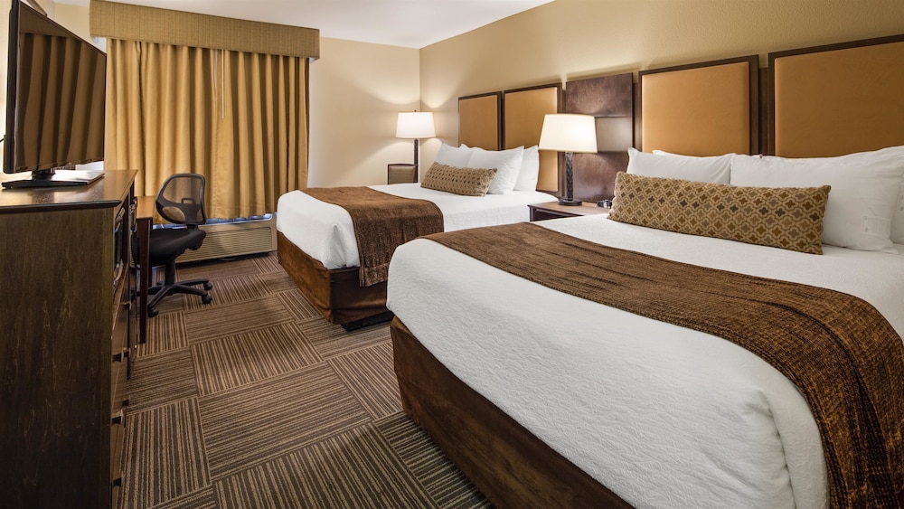 Best Western Plus Frontier Inn 17/53