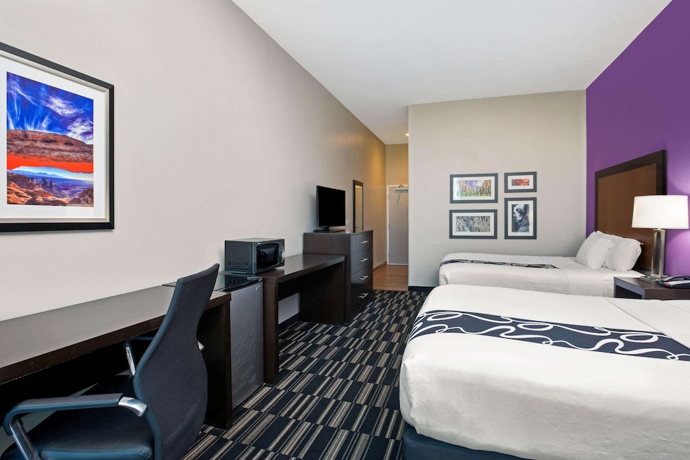 La Quinta Inn & Suites By Wyndham Cedar City 10/25