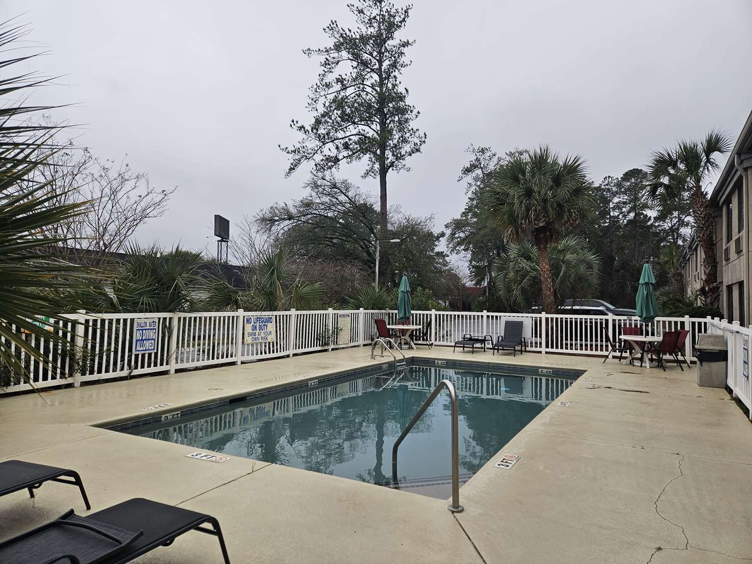 SureStay by Best Western Summerville Flowertown 23/25