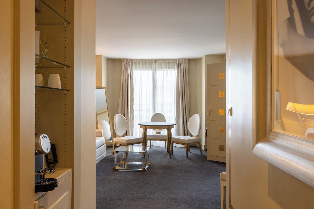 Renoir Cannes Hotel 39/68