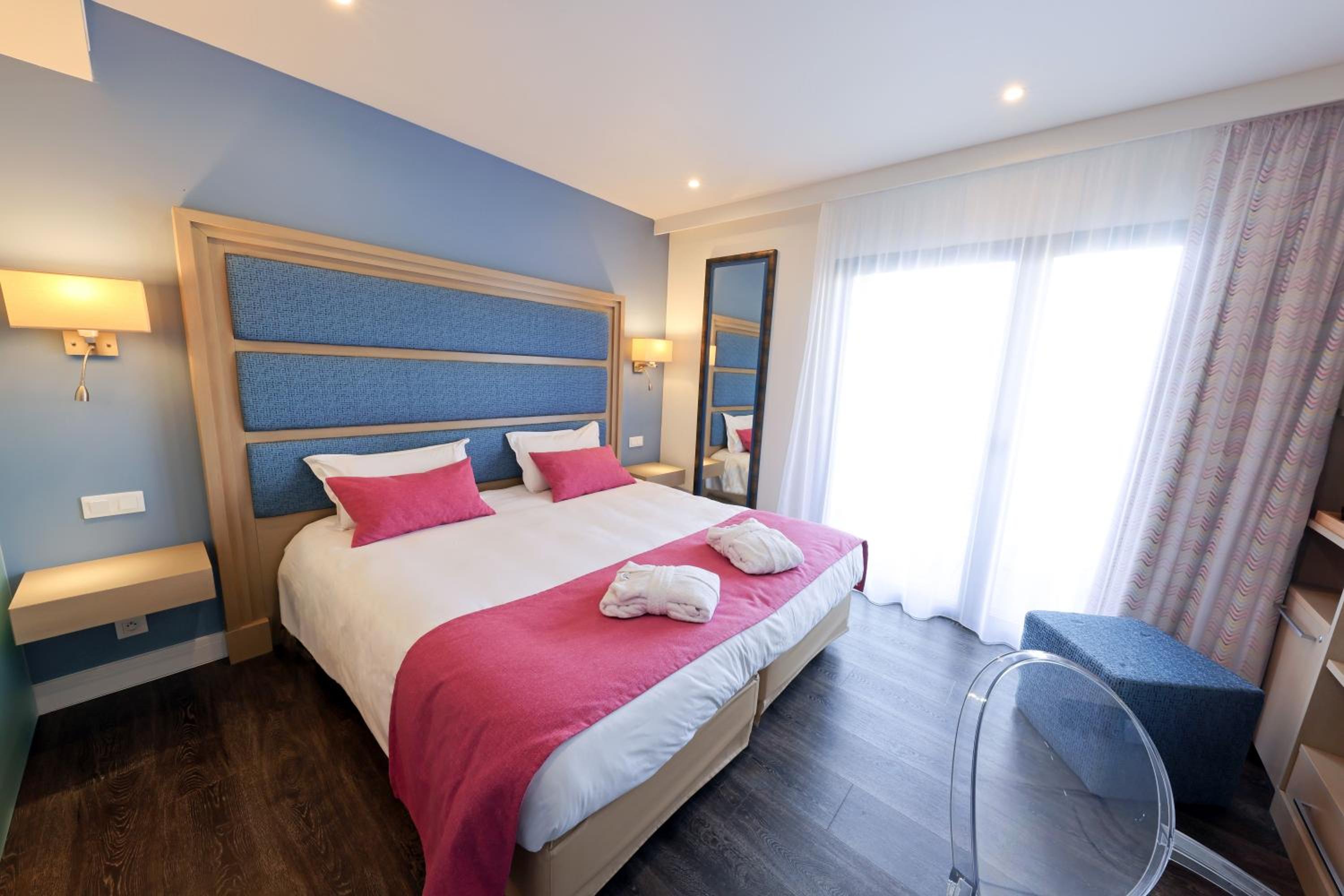 Superior, Double Bed, Sea Front, Sea View، Hotel Saint Christophe Calvi (ex Saint Christophe Corsica) 8/10