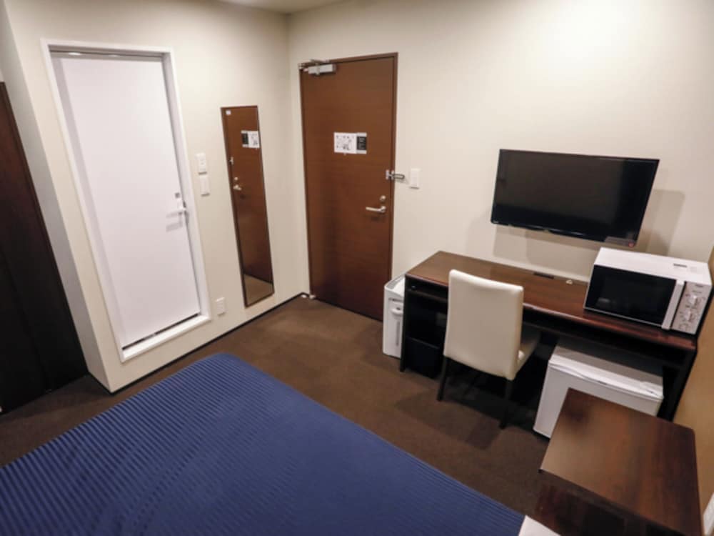 Hotel Livemax Higashi Ginza 49/56