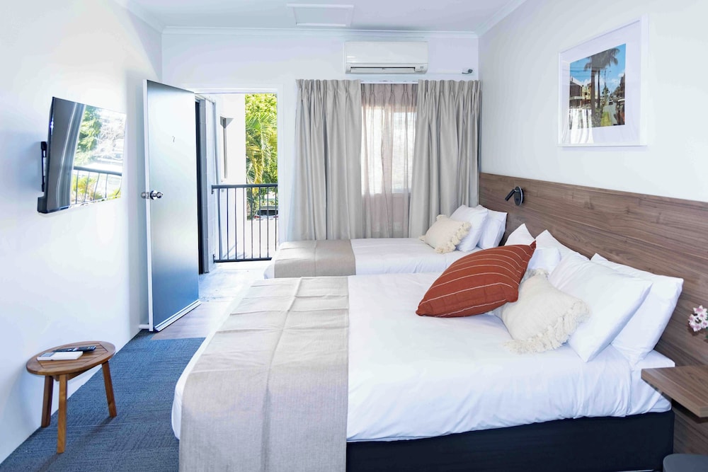 Metropolitan Hotel Mackay 5/35