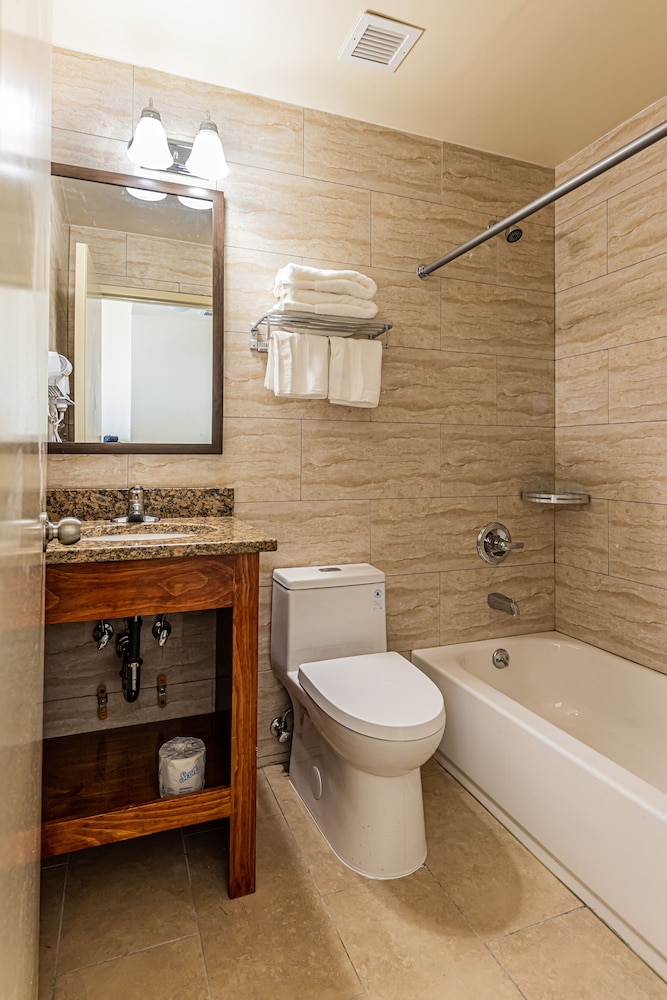 Astoria Inn LaGuardia hotel 13/16