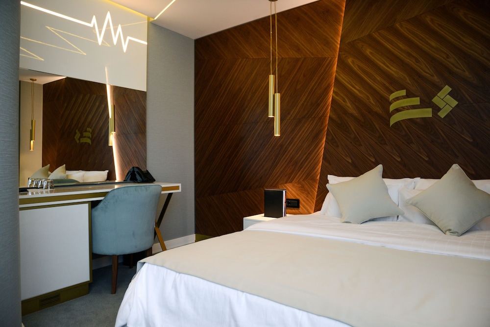 Hotel Pupin 12/52