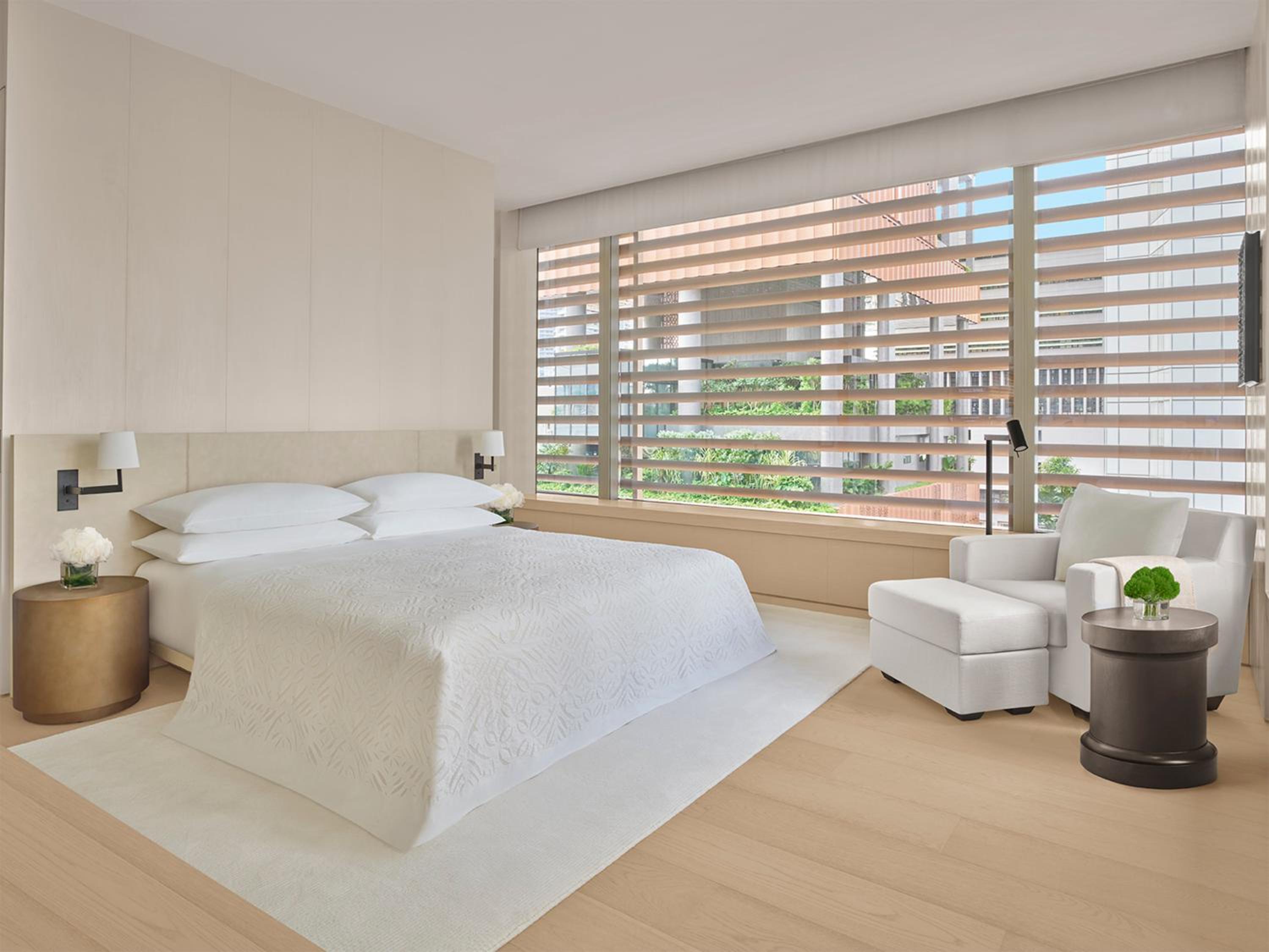 1 Bedroom, Anglin, Suite, King Bed, Large, Corner