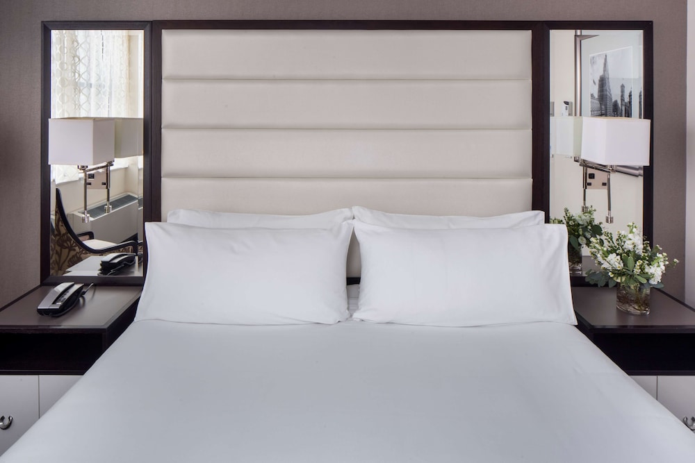 PARK SOUTH HOTEL 23/68