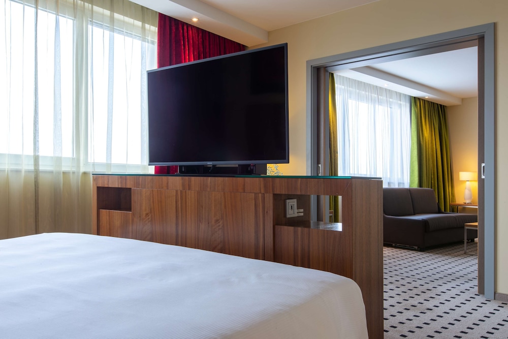 Radisson Blu Hotel, Hamburg Airport 20/66