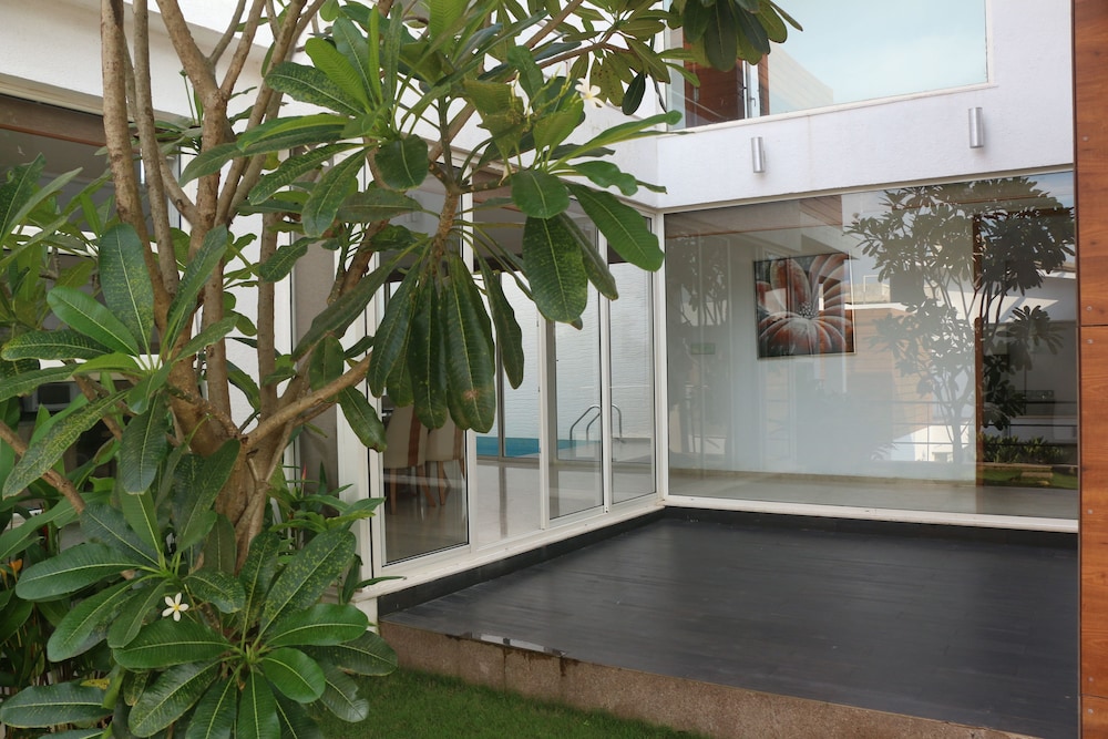Luxe Loft Villa 6/34