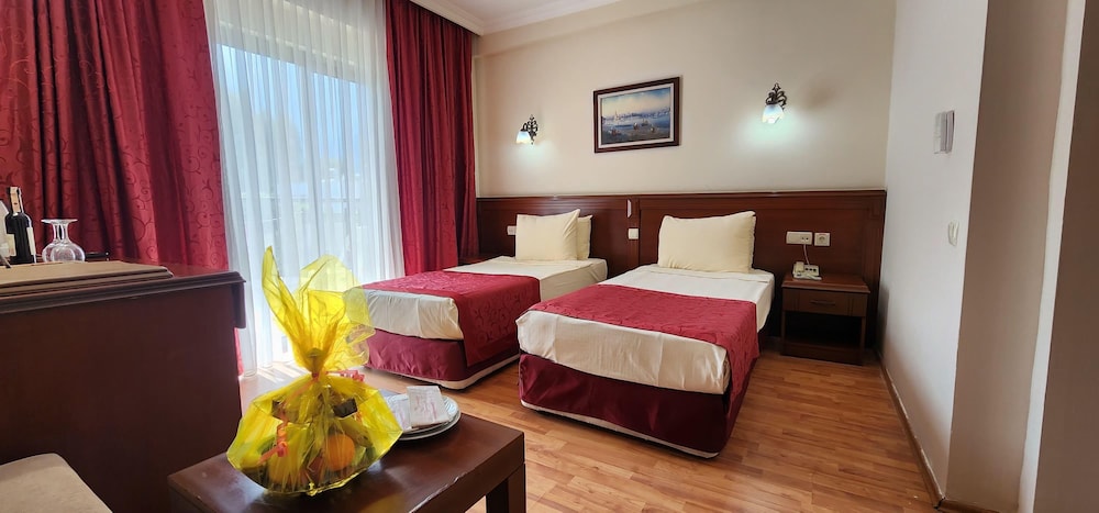Astoria Hotel 14/52