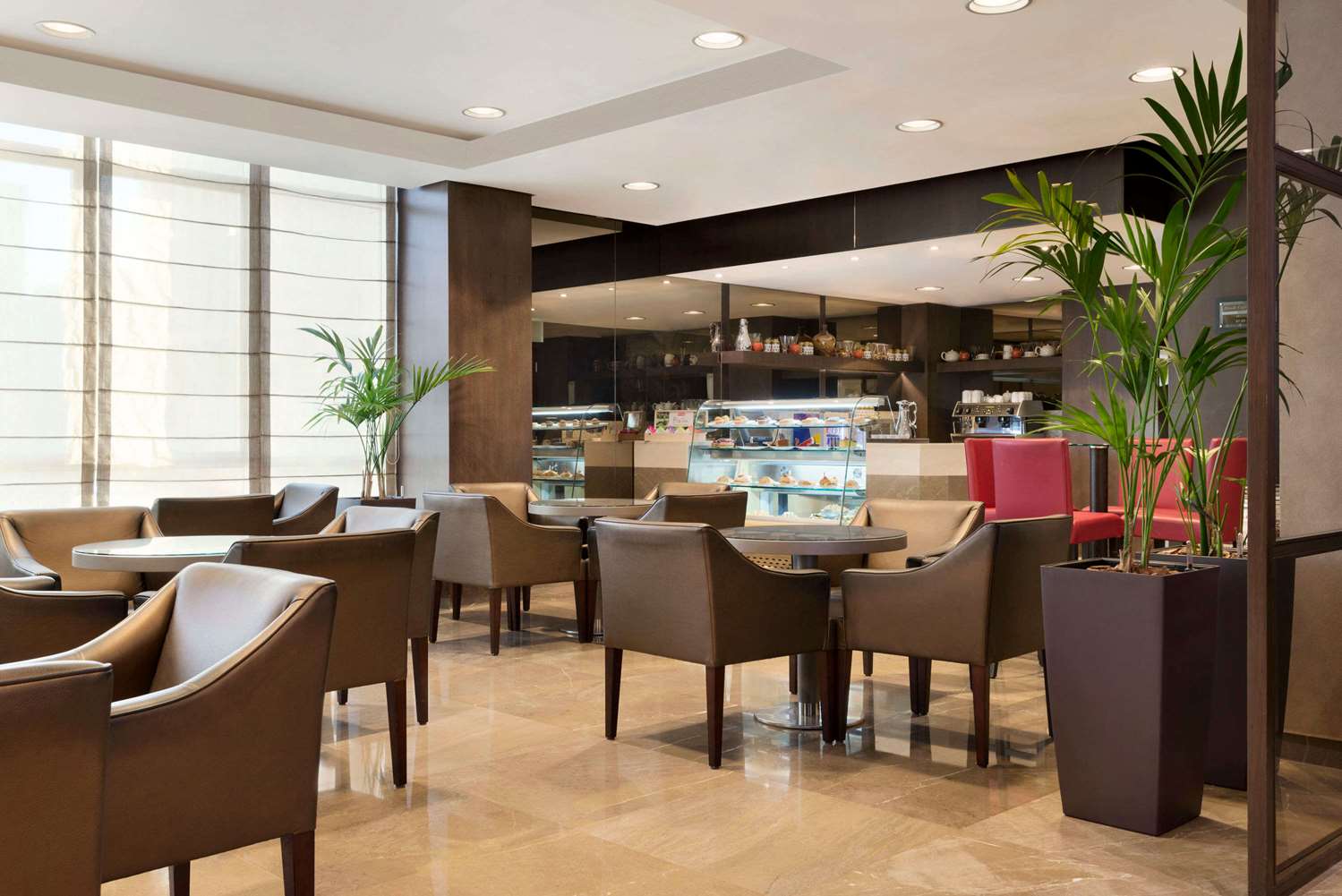 restaurant cafeteria