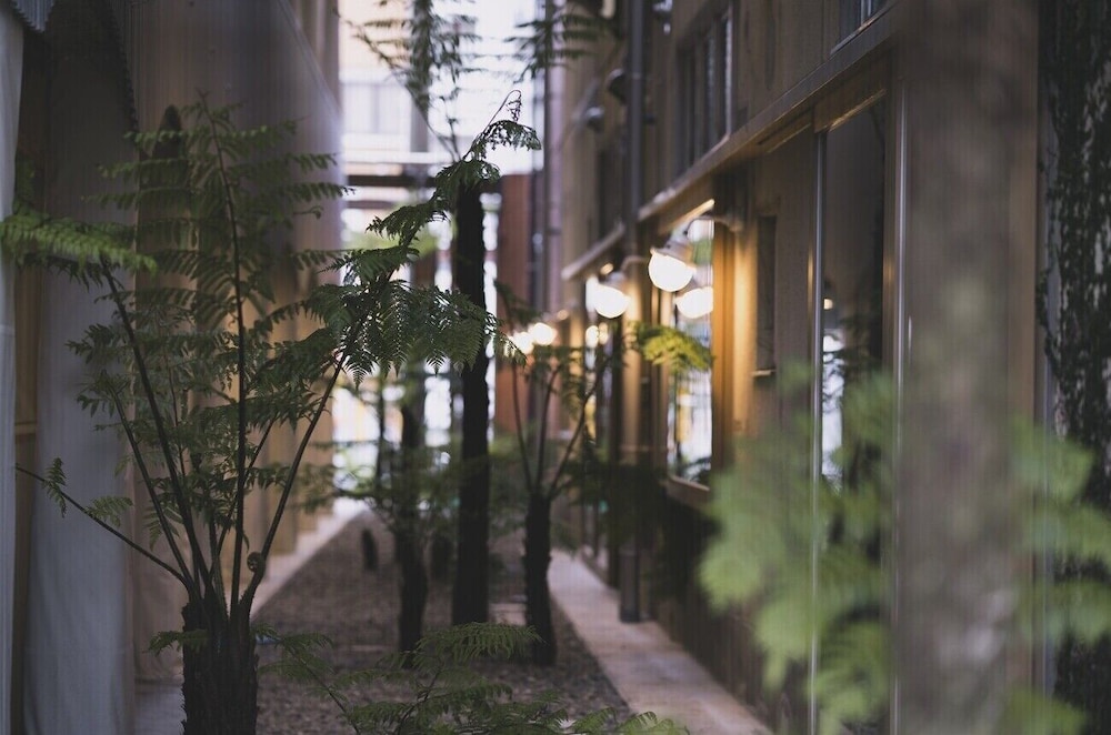 Kotobuki Hotel 53/57