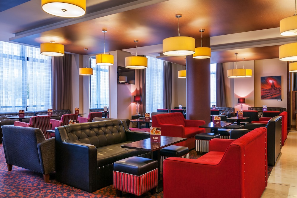 City Hotel Derry 46/68