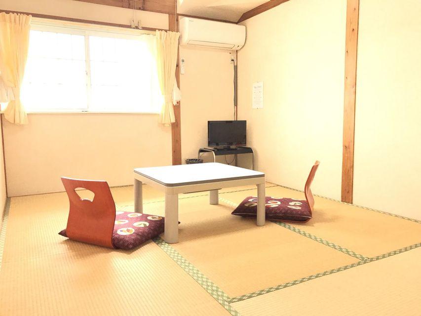 Japanese, 6 People, Tatami
