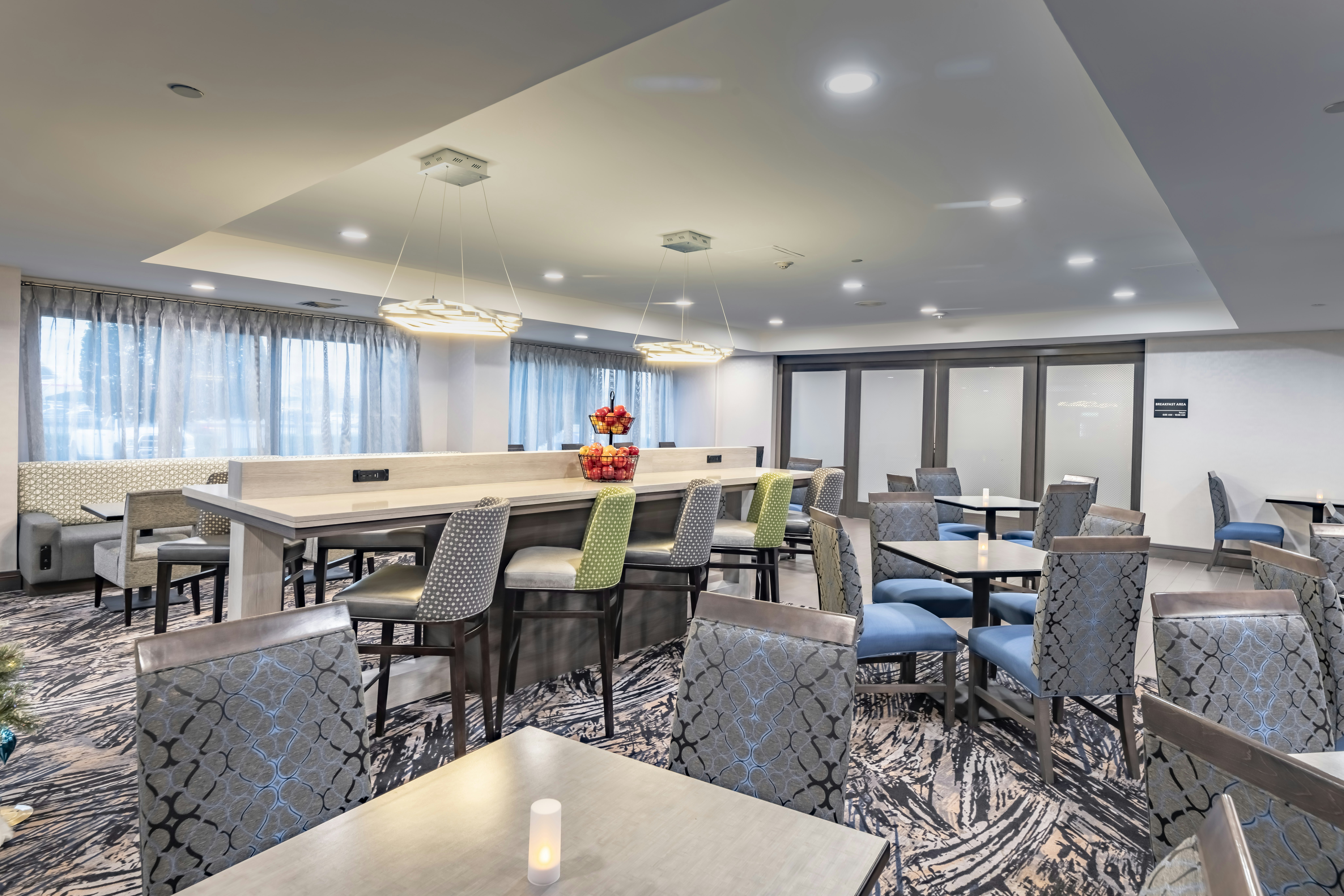 Hampton Inn Waco 27/42
