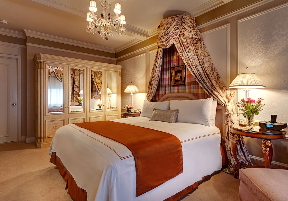 Hotel Elysee 6/31