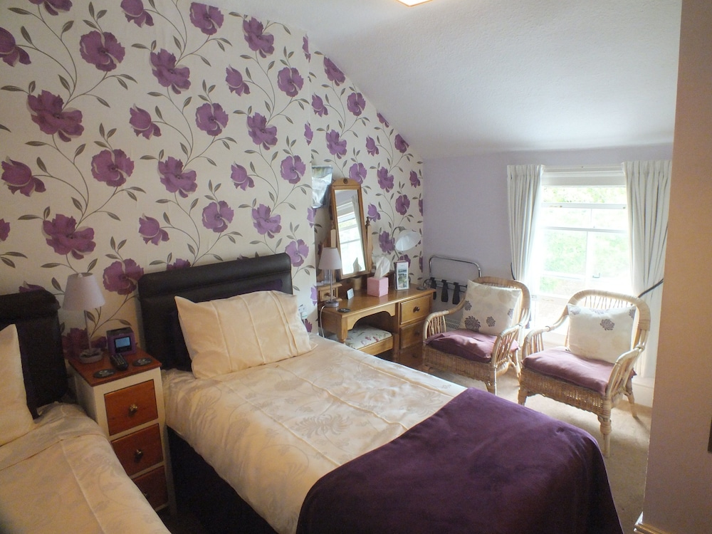 Glan Heulog Bed and Breakfast 11/59