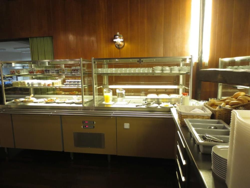 Central-Hotel Tegel 2/50