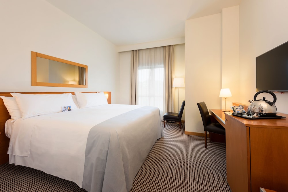 Hotel Zentral Leon 12/66
