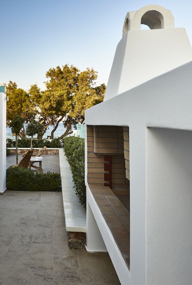 Almyriki Beach Villa 6/43