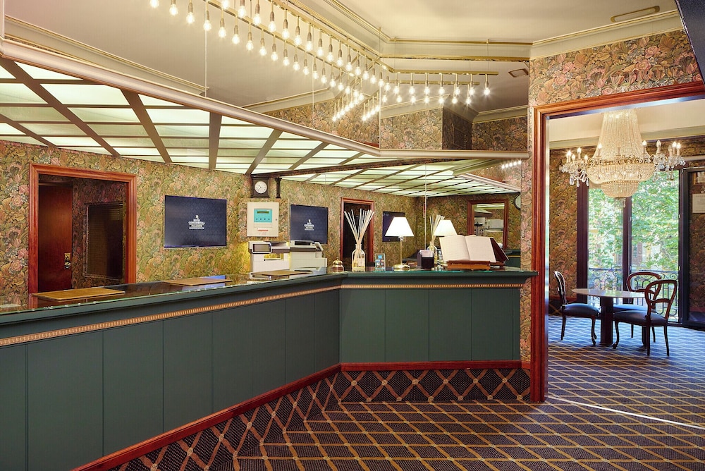 Continental Barcelona Hotel 16/80